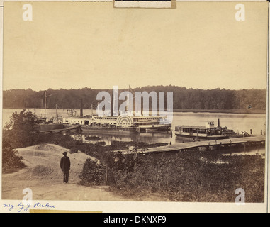 À Appomattox Landing en Virginie, un bateau de ravitaillement médical est vu, soulignant le rôle essentiel du transport fluvial pendant la guerre de Sécession dans la fourniture d'aide médicale et de fournitures à l'armée. Banque D'Images
