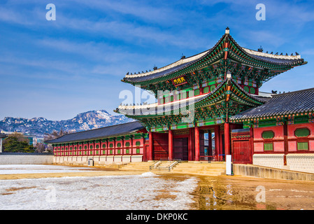 Gyeongbokgung Palace motif à Séoul, Corée du Sud. Banque D'Images