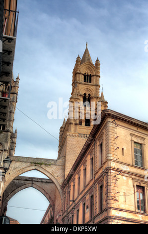 Clocher de la cathédrale de Palerme (14e siècle), Palerme, Sicile, Italie Banque D'Images