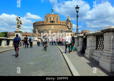 Ponte Sant'Angelo (Aelian Bridge, Pons Aelius), Rome, Italie Banque D'Images