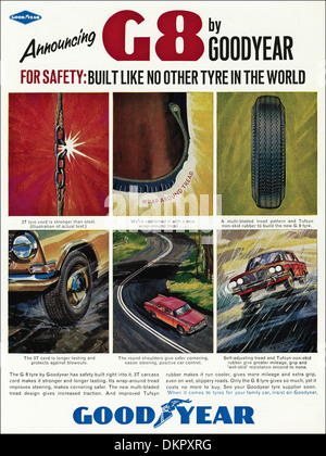 1960 vintage publicité Publicité GOODYEAR G8 les pneus de voiture Banque D'Images