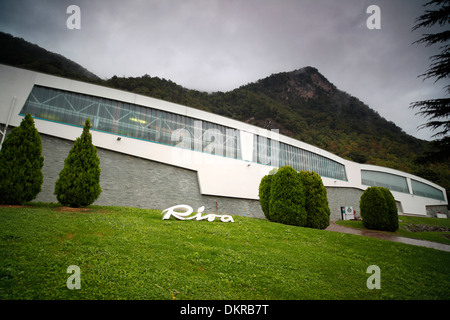 Une partie de l'usine yacht Riva sur le lac d'Iseo à Sarnico, Italie. Banque D'Images