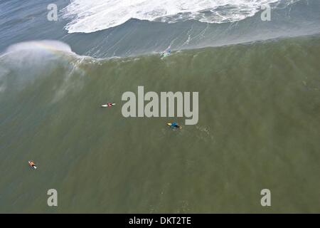 13 févr. 2010 - Half Moon Bay, Californie, USA - Aperçu de l'arène 2019 à Mavericks. (Crédit Image : Â© Jason Murray/A-Frame/ZUMAPRESS.com) Banque D'Images