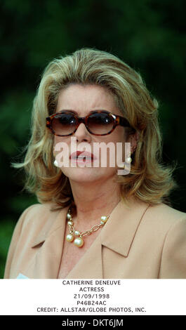 CATHERINE DENEUVE ACTRICE..21/09/1998.P46B24AC. Banque D'Images