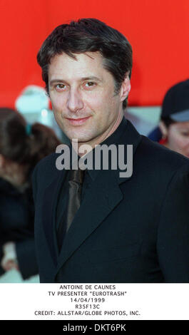 ANTOINE DE CAUNES.TV PRESENTER ''EUROTRASH''.14/04/1999.R35F13C. Banque D'Images