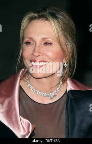 FAYE DUNAWAY.ACTRICE.A.MORTENS, BEVERLY HILLS, LA, US.25/03/2001.BG14G30C. Banque D'Images