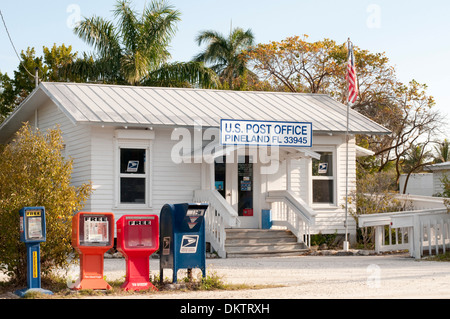 La Pineland Bureau de poste sur Pine Island, en Floride, l'un des plus petits bureaux de poste des États-Unis. Banque D'Images