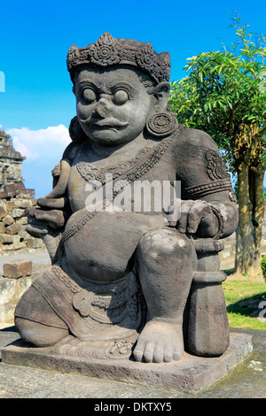 Dvarapala, le géant, gardien, Candi Plaosan, temple de Prambanan, près de Yogyakarta, Java, Indonésie Banque D'Images