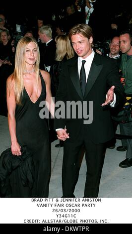 Mar. 26, 2000 - BRAD PITT & Jennifer Aniston.VANITY FAIR OSCAR PARTY.26/03/2000.Y34G11C.CREDIT : crédit(Image : © Photos Globe/ZUMAPRESS.com) Banque D'Images