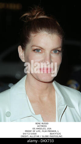 4 décembre 2000 - LA PREUVE DE LA VIE, PREMIER FILM, L'ACTRICE - RENE RUSSO..OS Angeles, USA.LA PREUVE DE LA VIE, PREMIER FILM, L.04/12/2000.BD47F32C.Crédit Crédit :(Image : © Photos Globe/ZUMAPRESS.com) Banque D'Images