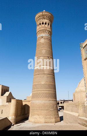 Minaret Kalon, mosquée Kalon, également connu sous le nom de mosquée Kalyan, Poi Kalon, Boukhara, Ouzbékistan Banque D'Images