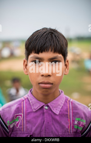 Garçon dans l'État du Bihar, Inde Banque D'Images