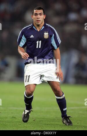 Avril 19, 1942 - Stade De Geneve, Suisse - CARLOS TEVEZ.ARGENTINE.L'ANGLETERRE V L'ARGENTINE.STADE DE GENEVE,Suisse.15-Nov-05.DV39105.K47872.PREWIEW DE LA COUPE DU MONDE 2006.(Image Crédit : © Globe Photos/ZUMAPRESS.com) Banque D'Images