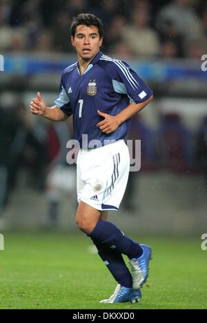 Avril 19, 1942 - Stade De Geneve, Suisse - JAVIER SAVIOLA.ARGENTINE ET BARCELONE.L'ANGLETERRE V L'ARGENTINE.STADE DE GENEVE,Suisse.15-Nov-05.DV39097.K47872.PREWIEW DE LA COUPE DU MONDE 2006.(Image Crédit : © Globe Photos/ZUMAPRESS.com) Banque D'Images