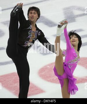 Jan 25, 2010 - Tallinn, Estonie - Yuko Kawaguchi et Alexander Smirnov remporter l'or aux Championnats championnat d'Europe de patinage artistique. Sur la photo : Dec 26, 2009 - Saint-Pétersbourg, Russie - Yuko Kawaguchi et Alexander Smirnov effectuer leur programme libre à la Russie figure skating championship à Saint-Pétersbourg. Kawaguchi et Smirnov est devenue la championne de Russie. (Crédit Image : Â© Tendance/PhotoXpress/ Banque D'Images