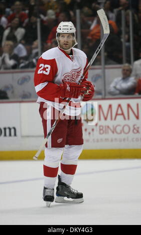 Red Wings de Détroit le défenseur Brad Stuart est photographié au cours d'un match de hockey contre les Ducks d'Anaheim au Honda Center. Banque D'Images