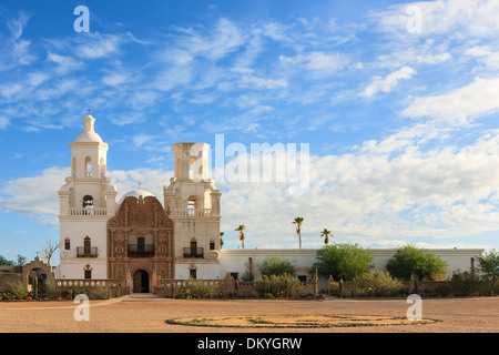 Mission San Xavier del Bac près de Tucson, Arizona, USA Banque D'Images