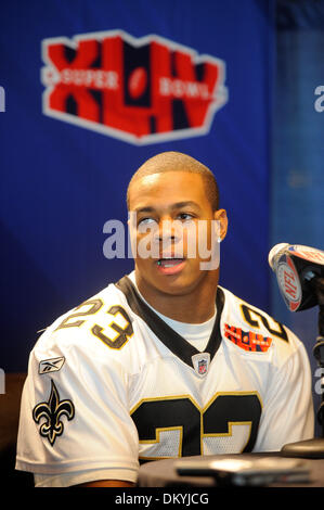 02 février 2010 - Miami, Floride, États-Unis - 02 Février 2010 : SaintsRB # 23 Pierre Thomas.au cours de la Journée des médias, Superbowl 44 au Sun Life Stadium (AKA Dolphins Stadium) à Miami, en Floride. ..Superbowl XLIV (44), sera joué le 7 février, 2010 atSun Life Stadium (AKA Dolphins Stadium) à Miami, en Floride. (Crédit Image : © Brad Barr/ZUMApress.com) Southcreek/mondial Banque D'Images