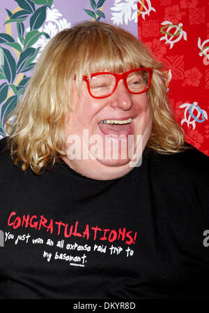 23 mars 2002 - New York, NEW YORK - BETTE MIDLER EST HULAWEEN LA CÉLÉBRATION DU 60E ANNIVERSAIRE DE BETTE ET LE 10E ANNIVERSAIRE DU NEW YORK RESTORATION PROJECT (NYRP) A EU LIEU À L'hôtel Waldorf LE 31 OCTOBRE 2005 À NEW YORK New York, NEW YORK ANDREA RENAULT, K45738AR(Image Crédit : © Globe Photos/ZUMAPRESS.com) Banque D'Images