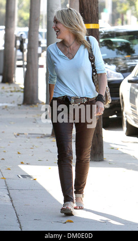 Sharon Stone, un salon de coiffure à West Hollywood. Los Angeles, Californie - 06.09.12 Banque D'Images