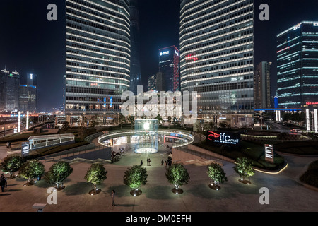 IFC Mall, Lujiazui, Pudong, Shanghai, Chine Banque D'Images