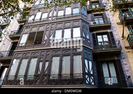 Maison moderniste dans la Rambla de Catalunya, Barcelone, Catalogne, Espagne Banque D'Images