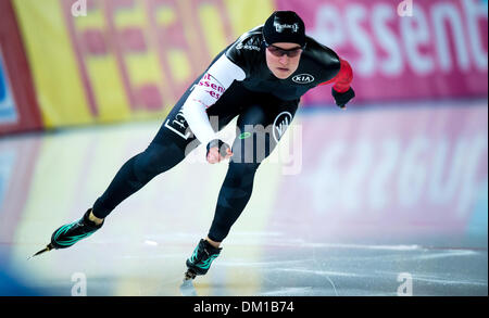 Berlin, Allemagne. 07Th Dec, 2013. Canada's Kaylin Irvine pendant la Coupe du monde de patinage de vitesse de l'UIP à Berlin, Allemagne, 07 décembre 2013. Photo : Thomas Eisenhuth/dpa/Alamy Live News Banque D'Images