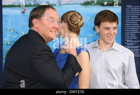 Directeur général de la création d'de Pixar et Disney, John Lasseter Los Angeles Premiere de 'le monde de Nemo 3D' tenue à El Capitan Theatre Banque D'Images