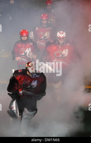 30 janvier 2010 - Denver, Colorado, États-Unis - 30 janvier 2010 : e Colorado Mammoth entrer dans l'arène avant un match de Ligue nationale de crosse entre les Washington Stealth et Colorado Mammoth joué au Pepsi Center de Denver, Colorado..Crédit obligatoire : Andrew Fielding / Southcreek Global (Image Crédit : © Andrew Fielding/ZUMApress.com) Southcreek/mondial Banque D'Images