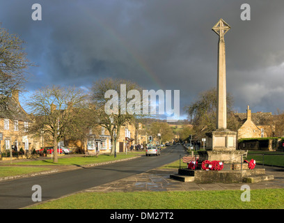 Le village croix à Broadway, Worcestershire, Angleterre. Banque D'Images