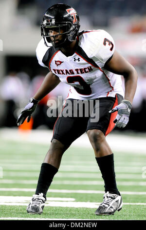 Texas Tech DB Jamar Wall (3) se prépare pour l'comme l'Ours et le Baylor au Texas Tech Red Raiders bataille au Cowboys Stadium à Arlington, au Texas. Bords de Texas Tech l'Ours, 20-13. (Crédit Image : © Steven Leija/global/ZUMApress.com) Southcreek Banque D'Images