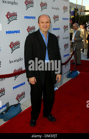 Le 23 juillet 2002 - Los Angeles, Californie - PREMIERE FRONTAL.À L'historique théâtre BEAUX ARTS Cecchi Gori.À LOS ANGELES, CA.ENRICO COLANTONI. BARRETT / 7-23-2002 FITZROY K25588FB (D)(Image Crédit : © Globe Photos/ZUMAPRESS.com) Banque D'Images