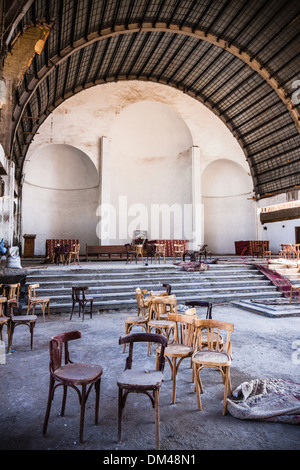 La cathédrale copte nouvelle inachevée de Louxor. Dans la foulée du Printemps arabe, c'est l'achèvement demeure incertaine. L'Égypte. Banque D'Images