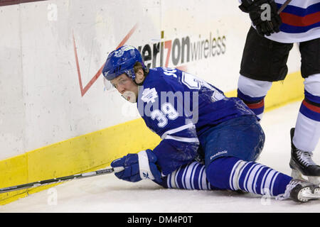 29 Janvier 2010 : Toronto Marlies Greg Scott (39) au cours de la deuxième période de ce match de la Ligue américaine de hockey entre le Toronto Marlies et le lac Erie Monsters joué au Quicken Loans Arena de Cleveland, OH. Les Monstres, portant des uniformes spéciaux pour commémorer le 1980 l'équipe de hockey olympique US, défait les Marlies 6-3..Crédit obligatoire : Frank Jansky / Southcreek Global (Credi Banque D'Images