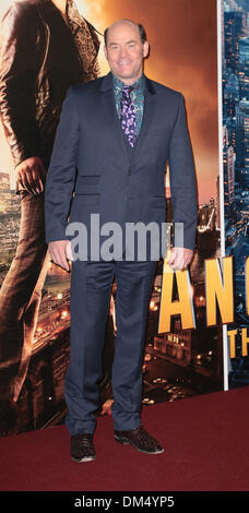 Londres, Royaume-Uni, 11 décembre 2013 David Koechner assiste à la première pour le Présentateur : la légende continue, suite de la comédie à la suite San Diego's favorite news anchor Ron Bourgogne à vue West End, Leicester Square, Londres Photo : Alamy/MRP Live News Banque D'Images