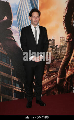 Londres, Royaume-Uni, 11 Décembre 2013 Paul Rudd assiste à la première pour le Présentateur : la légende continue, suite de la comédie à la suite San Diego's favorite news anchor Ron Bourgogne à vue West End, Leicester Square, Londres Photo : Alamy/MRP Live News Banque D'Images