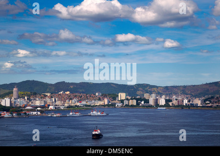 Toits de Niteroi, Brésil, Amérique du Sud Banque D'Images