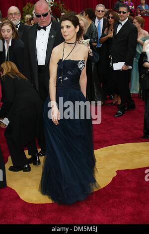 Mar. 24, 2002 - Los Angeles, Californie - K24518FB:74ÈME ACADEMY AWARDS . KODAK THEATRE.HOLLYWOOD AU HIGHLAND.Hollywood, CA 03/24/2002. FITZROY BARRETT/ 2002.Marisa Tomei(Image Crédit : © Globe Photos/ZUMAPRESS.com) Banque D'Images