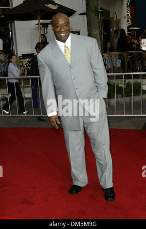 17 avril 2002 - Los Angeles, Californie - LE ROI SCORPION.premiere.AMPHITHEATE UNIVERSELLE À LOS ANGELES, CA.MICHAEL CLARKE DUNCAN. BARRETT / 4-17-2002 FITZROY K24625FB (D)(Image Crédit : © Globe Photos/ZUMAPRESS.com) Banque D'Images