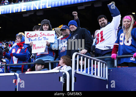 27 déc., 2009 - East Rutherford, New Jersey, États-Unis - 27 décembre 2009 : New York Giants fans pendant le jeu entre les Panthers et les Giants de New York au Giants Stadium à East Rutherford, New Jersey. Les Panthère défait les Giants 41-9..crédit obligatoire - Alan Maglaque / Southcreek Global (Image Crédit : © Southcreek/ZUMApress.com) mondial Banque D'Images