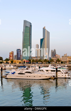 Sultan Mall avec marina, Koweït, pensinula d'Arabie, l'Asie occidentale Banque D'Images