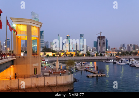 Sultan Mall avec marina, Koweït, pensinula d'Arabie, l'Asie occidentale Banque D'Images