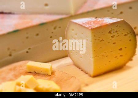 L'Italie, Val d'Aoste, de la Vallée de Valpelline, Fromage Fontina Banque D'Images