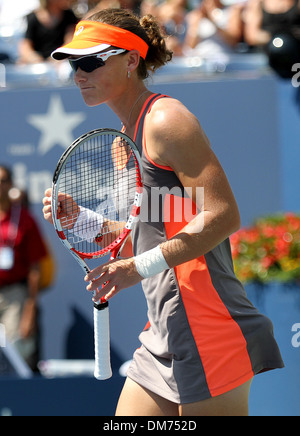 Samantha Stosur US Open 2012 Women's Match - Samantha Stosur v Varvara Lepchenko - USTA Billie Jean King National Tennis Center Banque D'Images