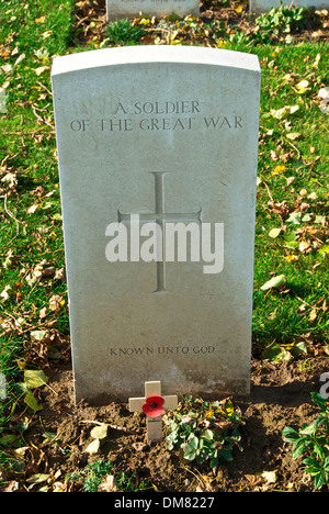 Pierre tombale de Tyne Cot d'Ypres Banque D'Images