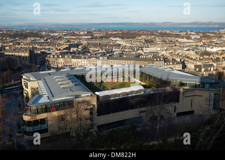 Voir l'Hôtel La Serre dans le centre-ville d'Édimbourg de Calton Hill Banque D'Images