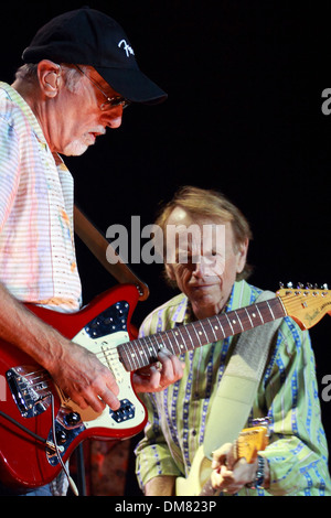 David Marks et Al Jardine Beach Boys d'effectuer au centre de divertissement Australie Adelaide - 02.09.12 Banque D'Images