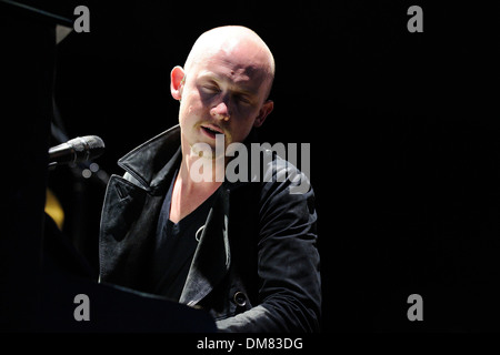 Isaac Slade 'La Mêlée' fonctionne à Amphithéâtre Molson Canadian Toronto Canada - 28.08.12 Banque D'Images