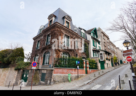 Maisons sur la Butte Montmartre, Paris Banque D'Images