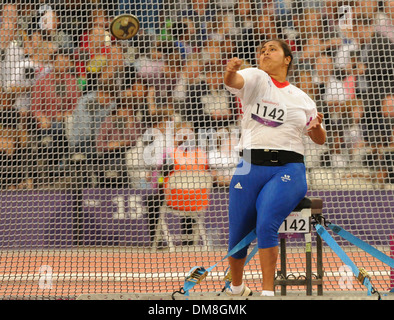 Eveline Tuitavake (FRA) dans l'action féministe Discus Pendant Jour 5 finale du stade olympique des Jeux Paralympiques de Londres - Angleterre Banque D'Images